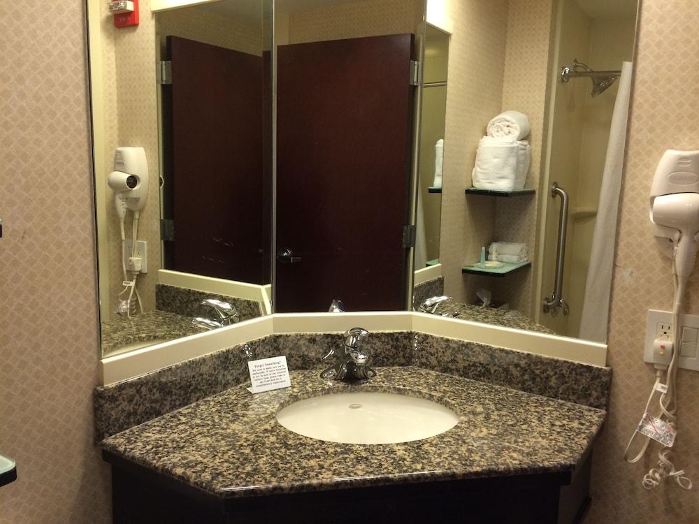 Comfort Inn & Suites Laguardia Airport New York Extérieur photo