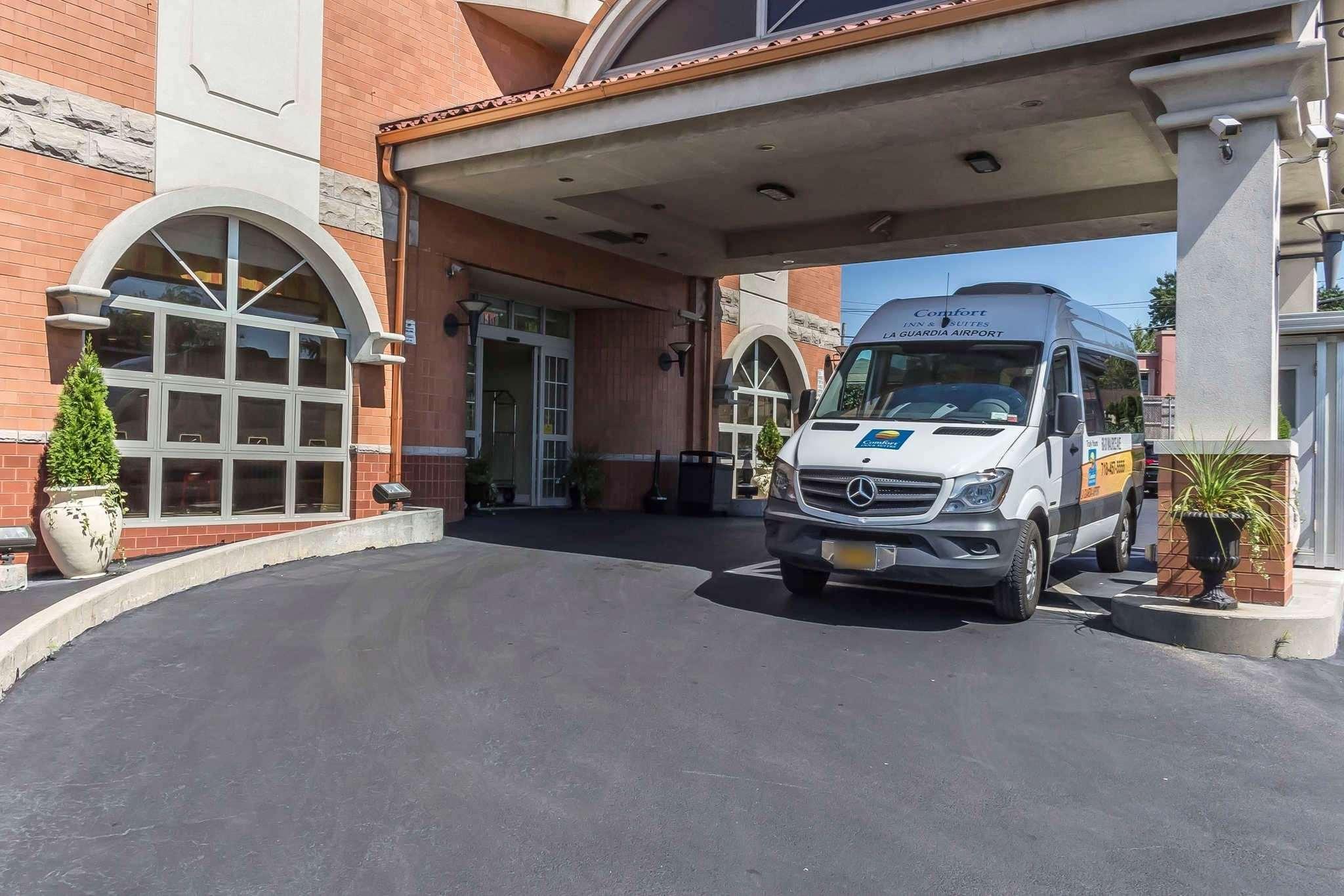 Comfort Inn & Suites Laguardia Airport New York Extérieur photo