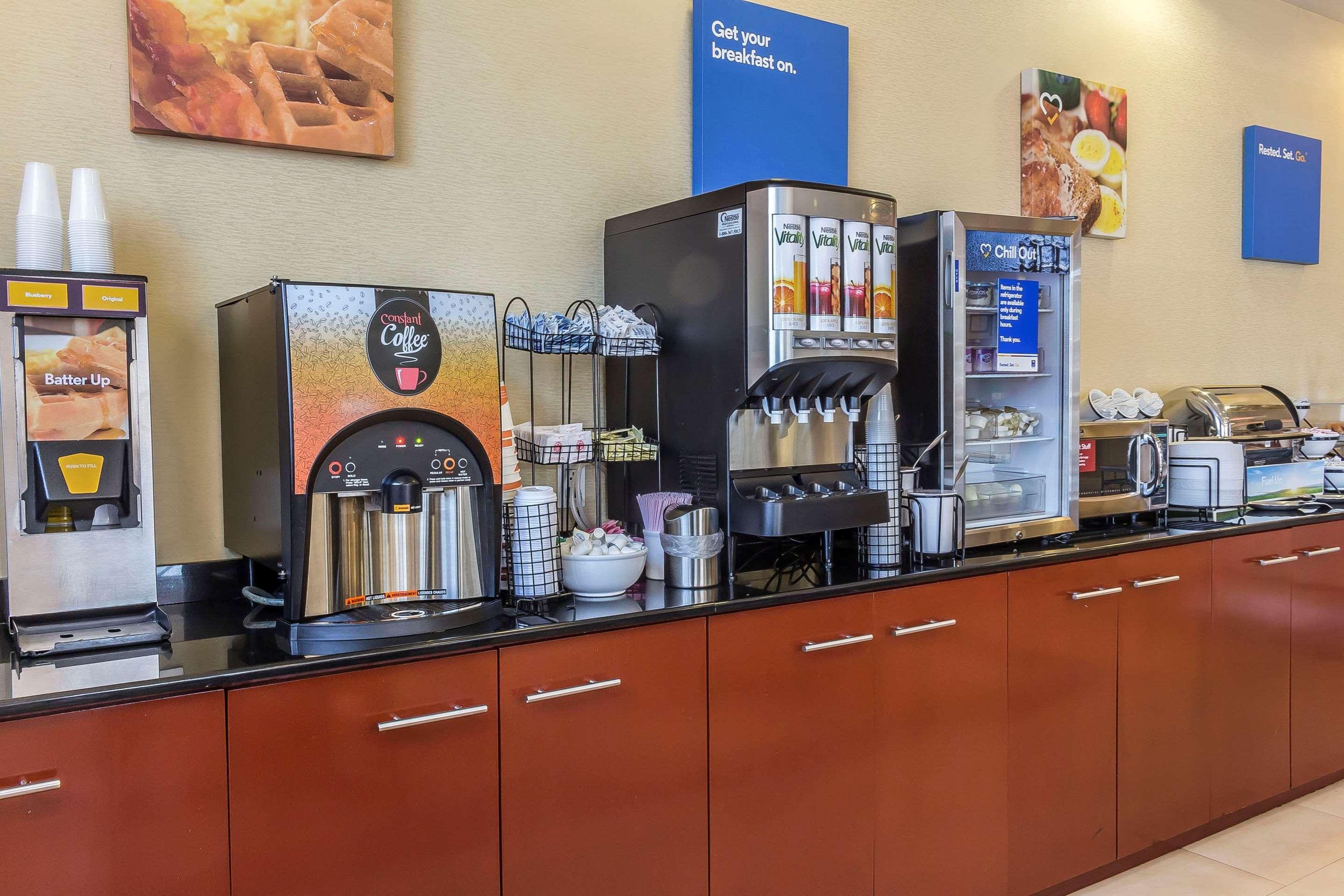 Comfort Inn & Suites Laguardia Airport New York Extérieur photo