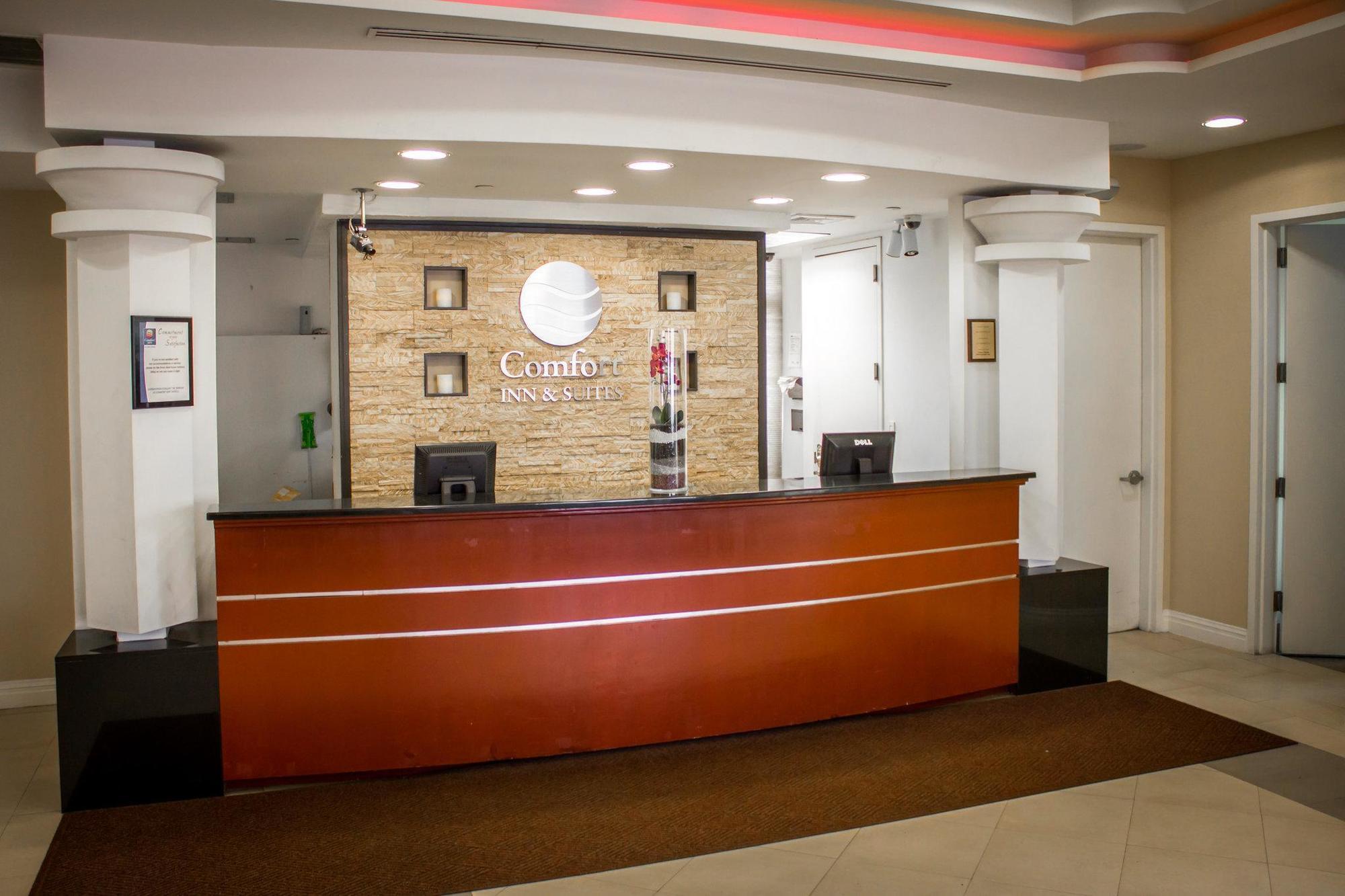 Comfort Inn & Suites Laguardia Airport New York Extérieur photo